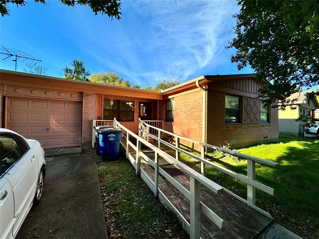 Country Club Park 01 - Residential