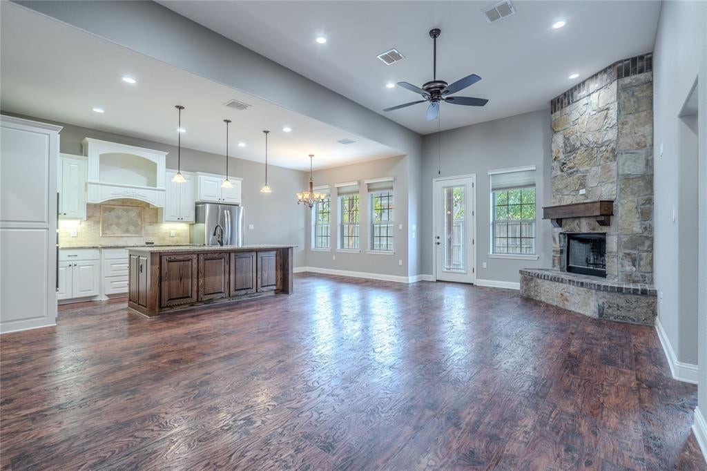 3005 Dry Creek Court