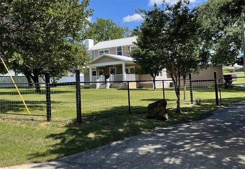 2620 County Road 1102 Grandview TX 76050