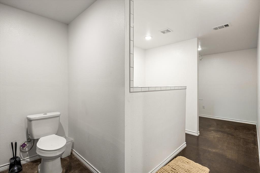 Jj Mathis Sub - Commercial Sale