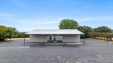 1817 S Morgan Street Granbury TX 76048