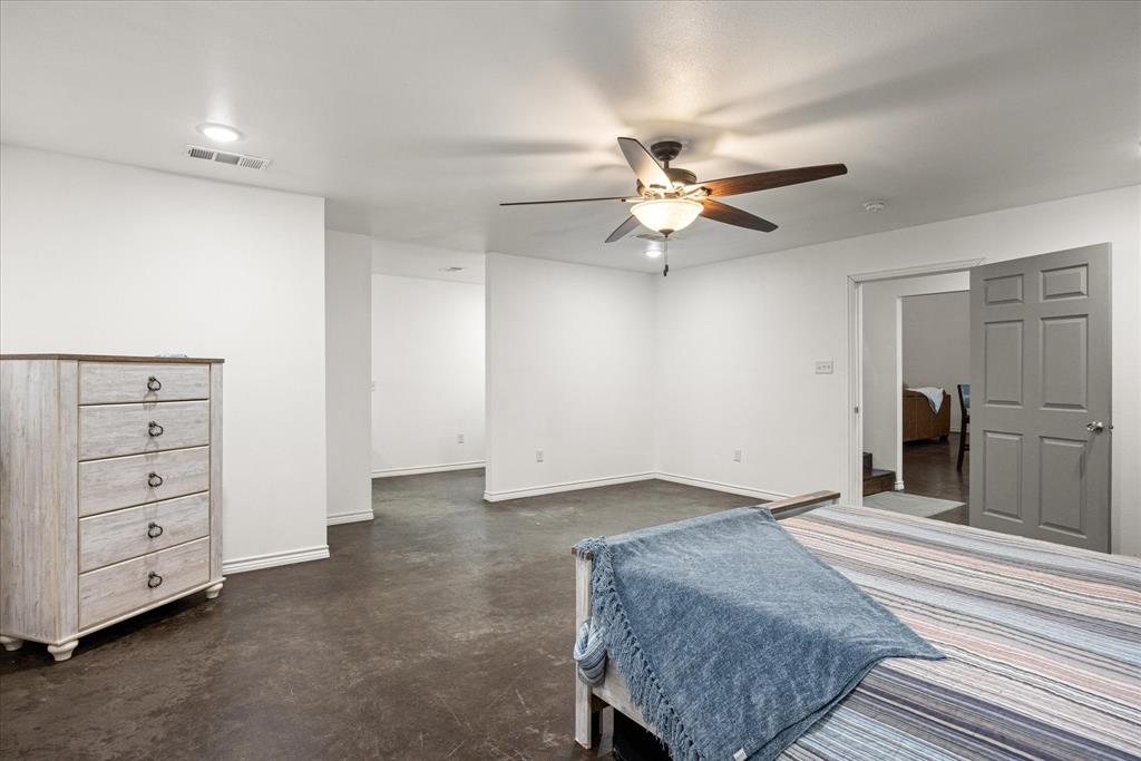 Jj Mathis Sub - Commercial Sale