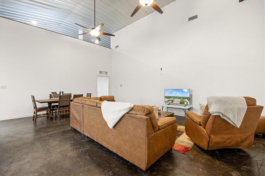 Jj Mathis Sub - Commercial Sale