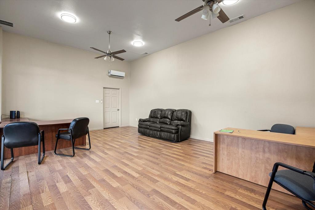 Jj Mathis Sub - Commercial Sale