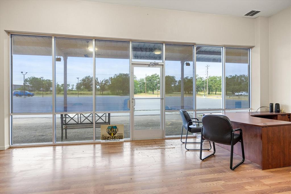 Jj Mathis Sub - Commercial Sale