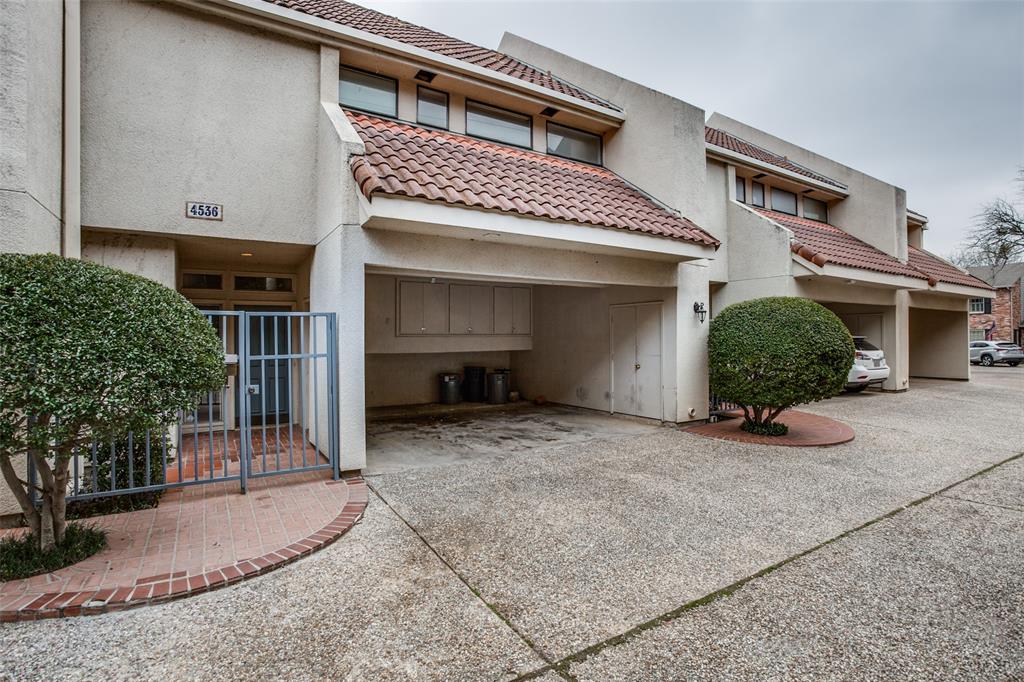 Compound Condo - Residential Lease