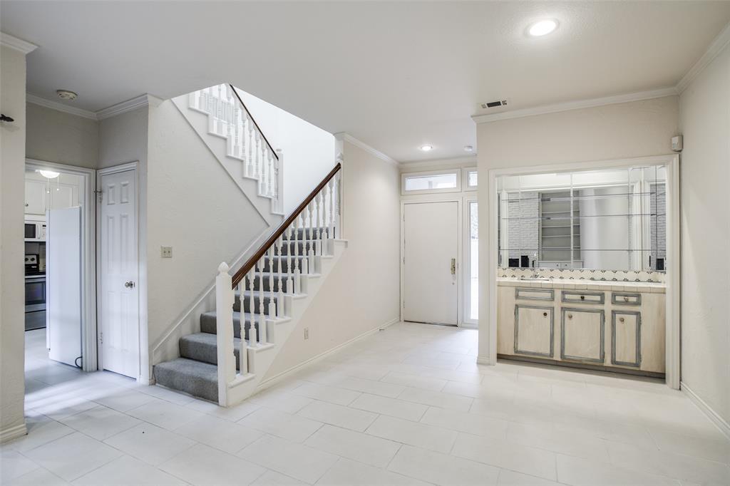 Compound Condo - Residential Lease