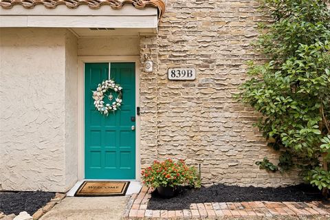 Photo of 839 Dublin Drive #2, Richardson, TX 75080 (MLS # 21341485)