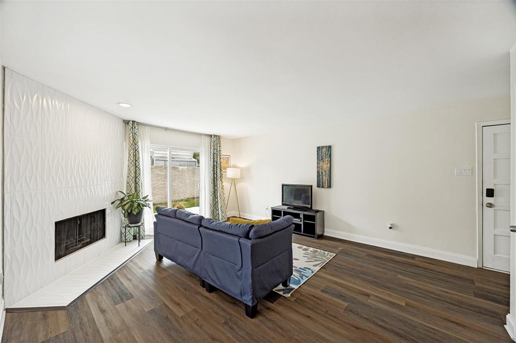 839 Dublin Drive 2