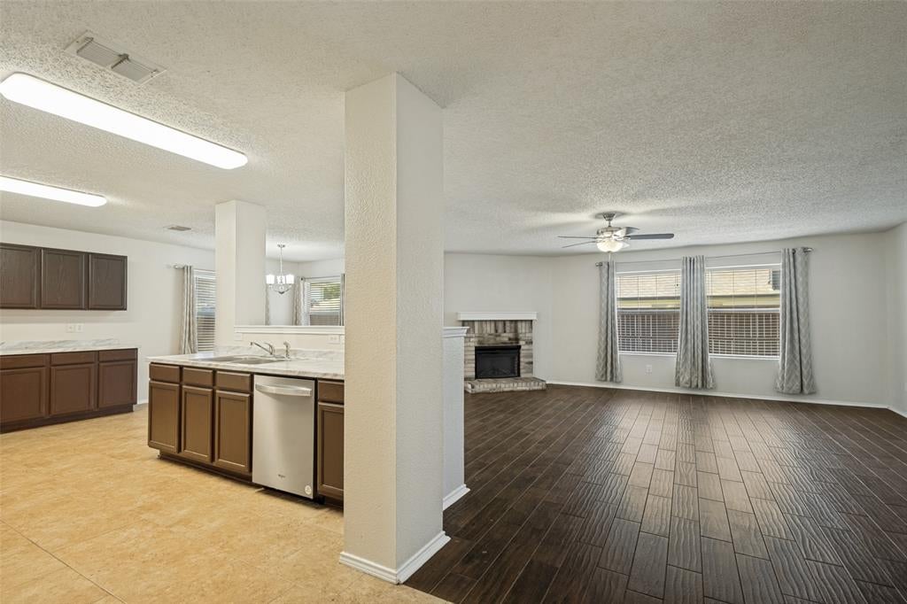 7612 Mosspoint Court