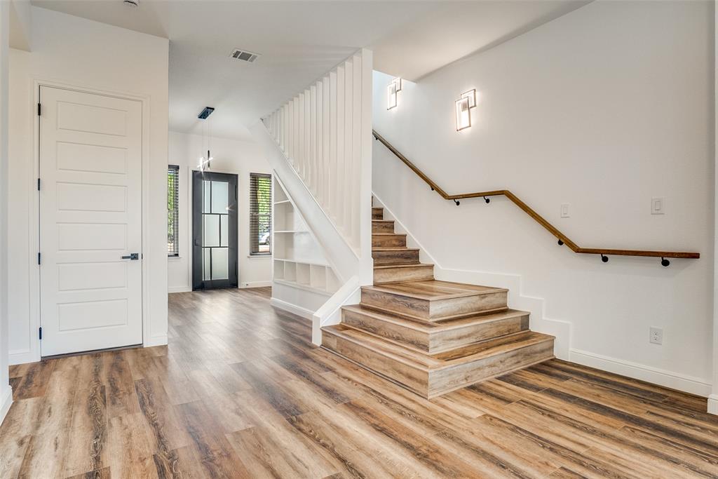 5610 Barkridge Drive