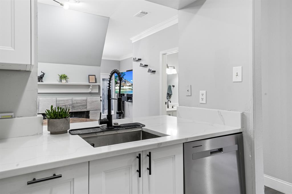 Oaks On Montfort Ph 02 03 & 04 - Residential