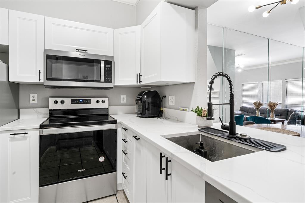 Oaks On Montfort Ph 02 03 & 04 - Residential