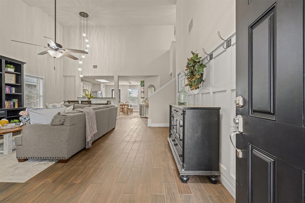 433 Andalusian Trail