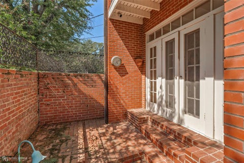 Tiny photo for 8 Dudley Square, Shreveport, LA 71106 (MLS # 21396233)
