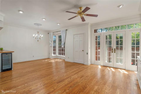 Tiny photo for 8 Dudley Square, Shreveport, LA 71106 (MLS # 21396233)
