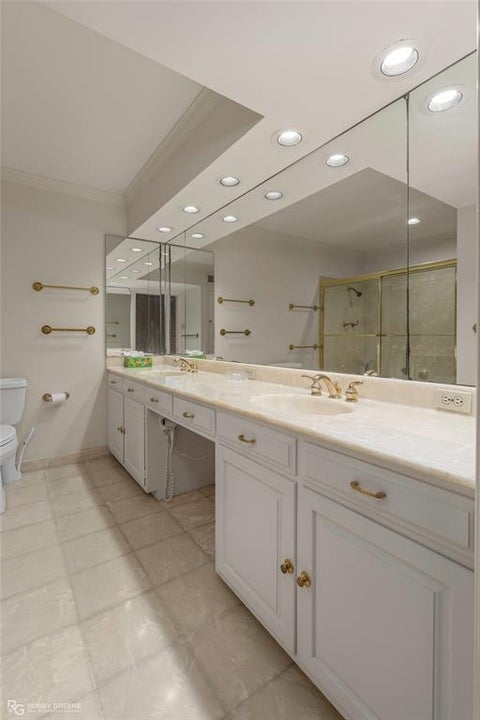 Tiny photo for 8 Dudley Square, Shreveport, LA 71106 (MLS # 21396233)