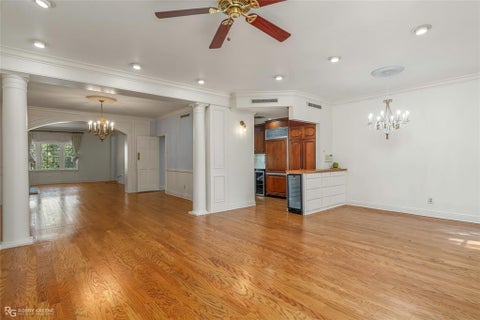 Tiny photo for 8 Dudley Square, Shreveport, LA 71106 (MLS # 21396233)