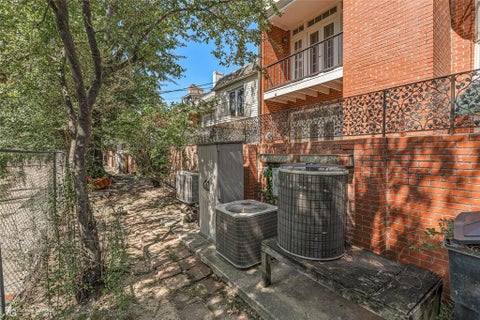 Tiny photo for 8 Dudley Square, Shreveport, LA 71106 (MLS # 21396233)