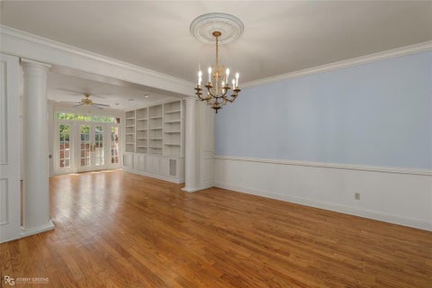 Tiny photo for 8 Dudley Square, Shreveport, LA 71106 (MLS # 21396233)
