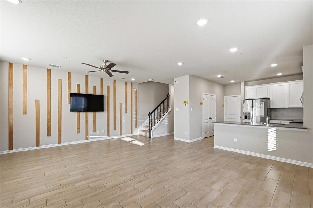 Cloverleaf - Residential