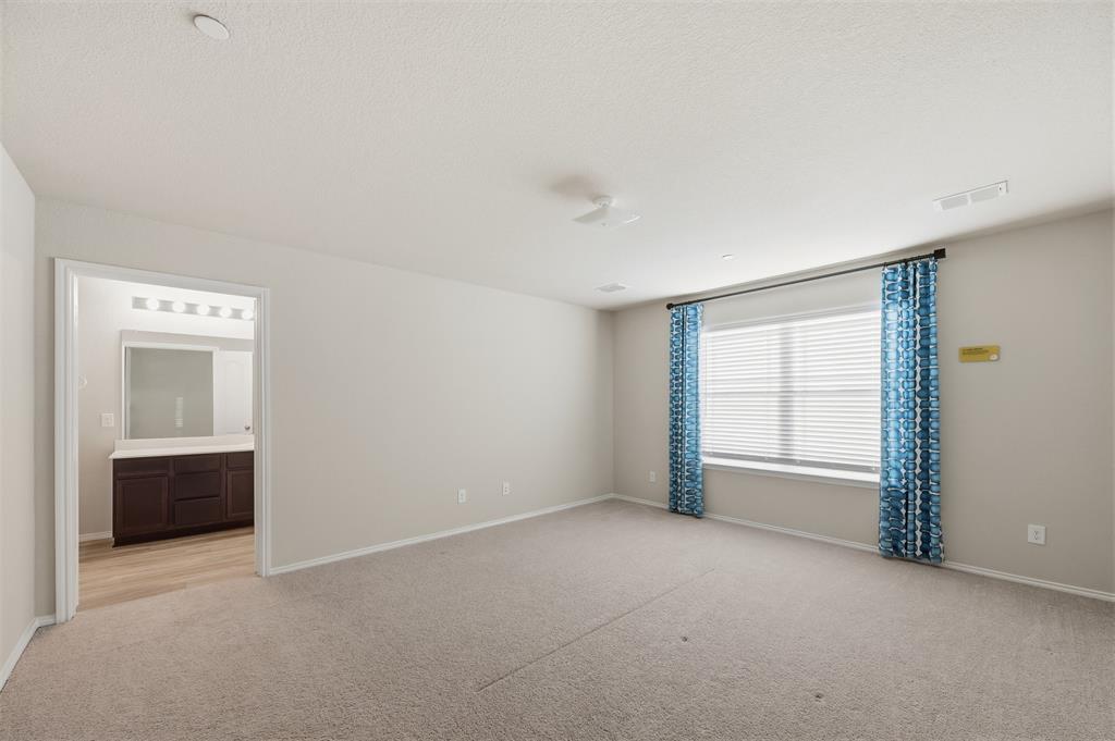 Cloverleaf - Residential