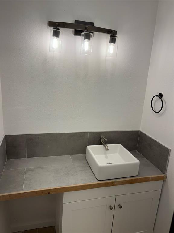 Oak Trail Shores Sec E - Residential