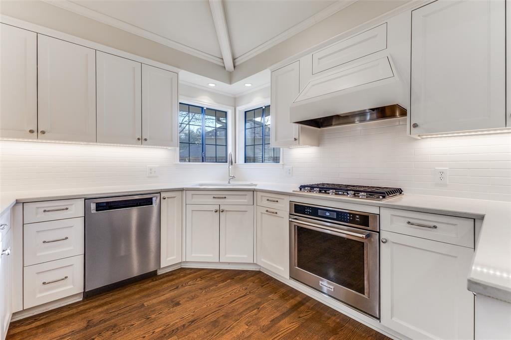 Alexanders Village - Residential