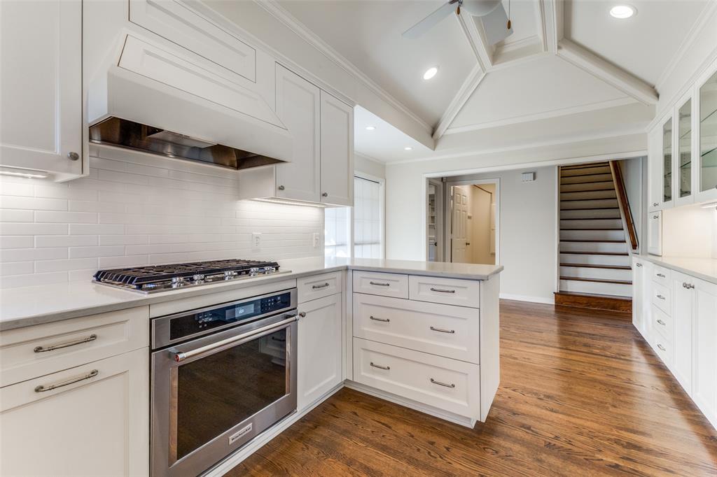 Alexanders Village - Residential