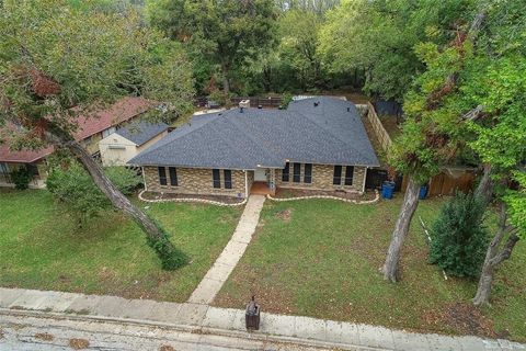 A home in DeSoto