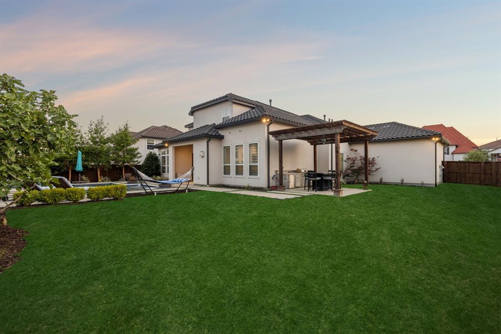 7342 Shoestring Drive