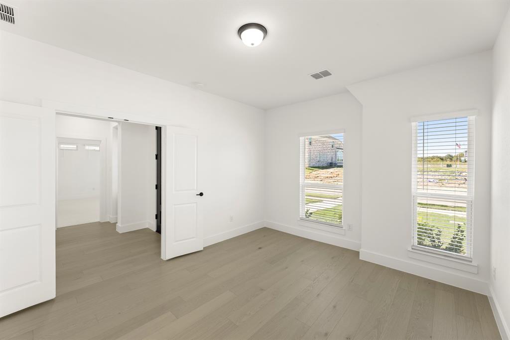 12806 Meadow Glen Trail