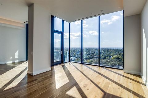 Photo of 8119 Douglas Avenue #1404, Dallas, TX 75225 (MLS # 20760273)