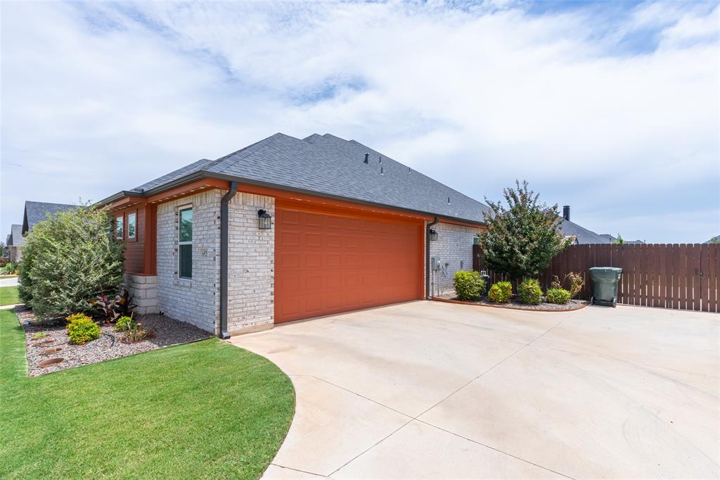 6525 Desert Willow Trail