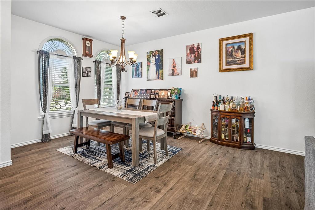 1141 Timberlake Lane