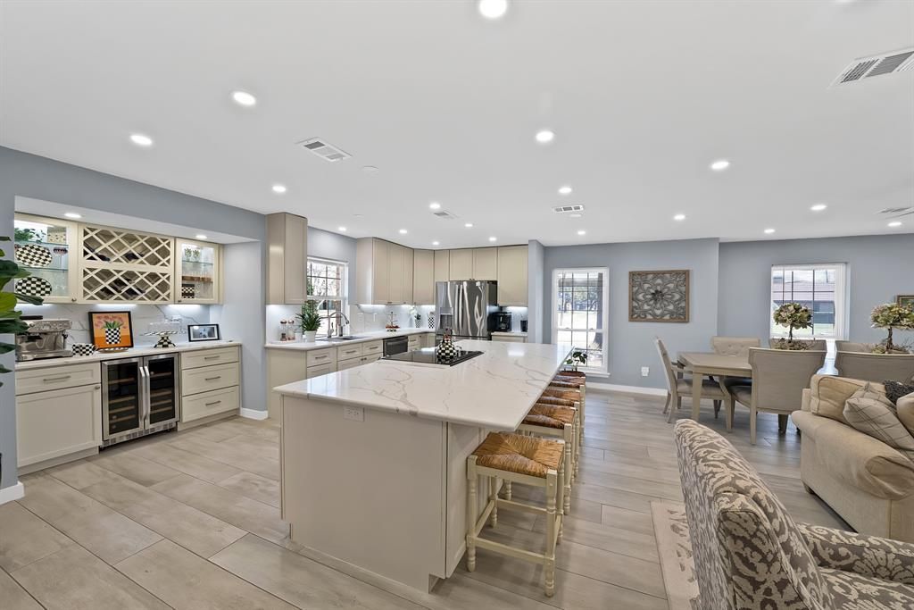 Photo of 2907 Canyon Brook Drive, Richardson, TX 75080 (MLS # 21193883)