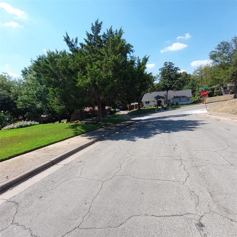1253 Willow Glen Drive
