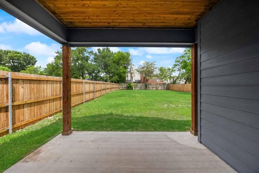 NEWTON MARTIN ABST 900 PG 580 - Residential