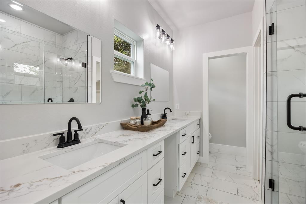 NEWTON MARTIN ABST 900 PG 580 - Residential