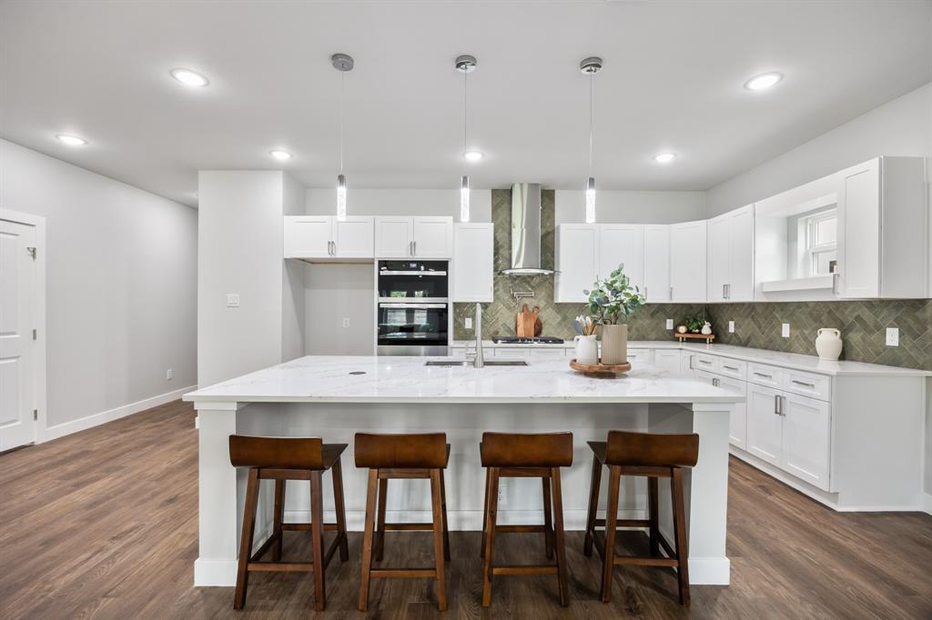 NEWTON MARTIN ABST 900 PG 580 - Residential