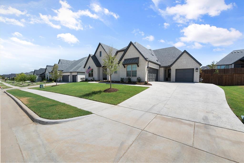2001 Rockwood Lane
