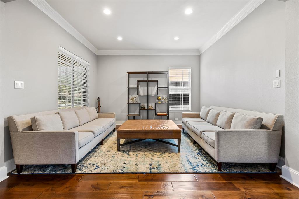 1039 Sir Lancelot Circle