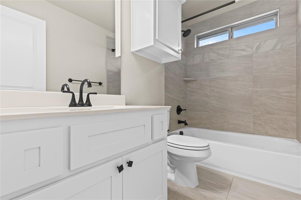 Collinsbrook Farm Ph 3 - Residential Lease