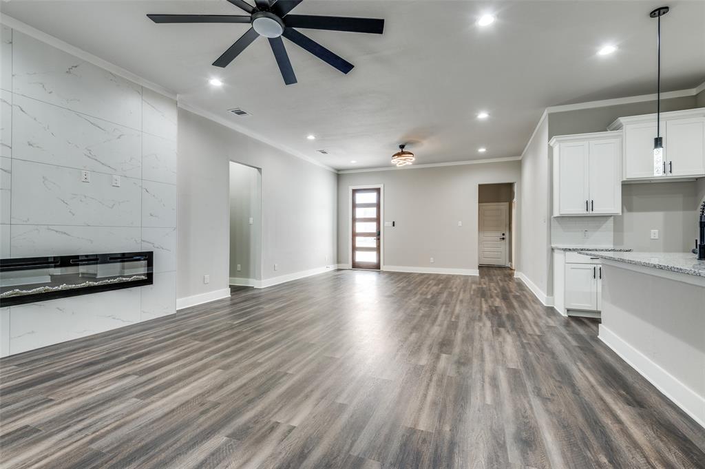 4111 Metropolitan Avenue