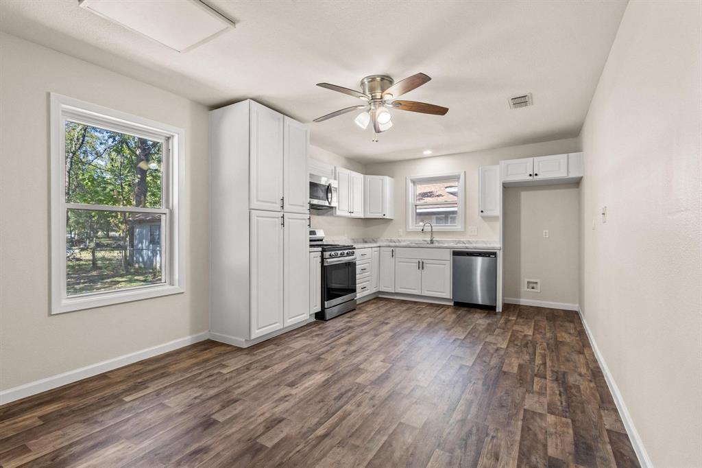 Looneys W C Add - Residential