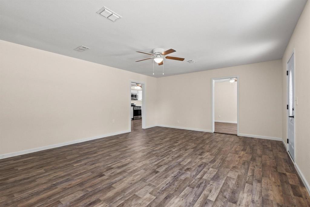 Looneys W C Add - Residential