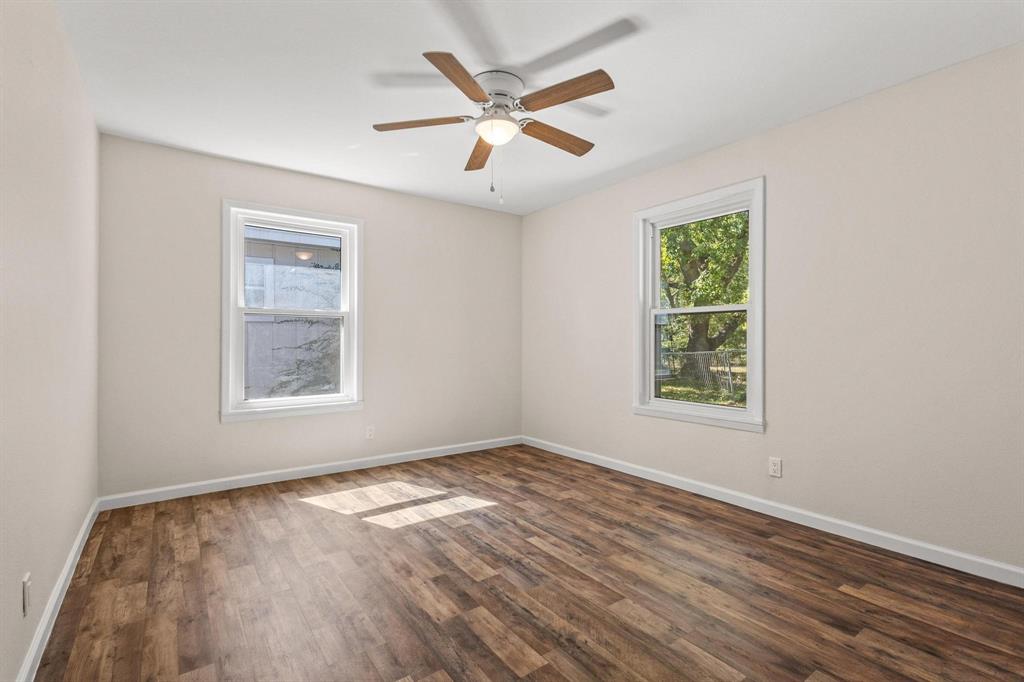 Looneys W C Add - Residential