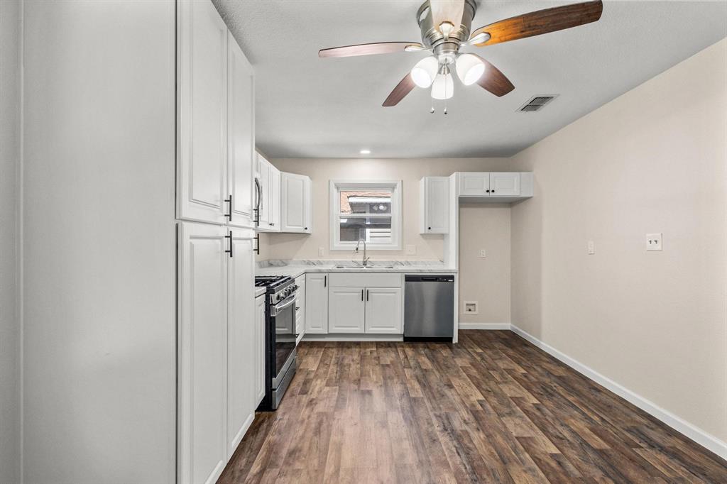 Looneys W C Add - Residential