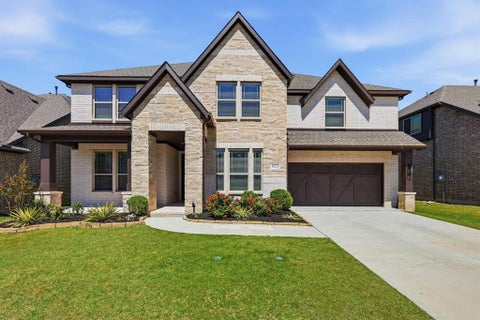 Photo of 833 Daisy Corner Drive, Little Elm, TX 76227 (MLS # 21308107)