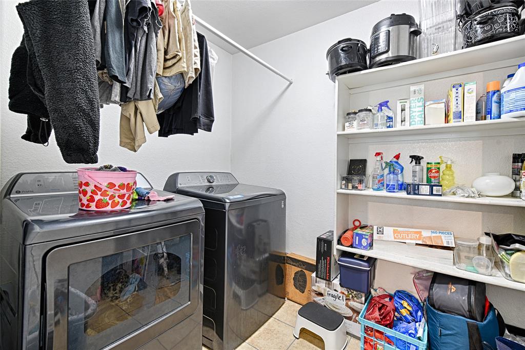 Kingspoint - Residential